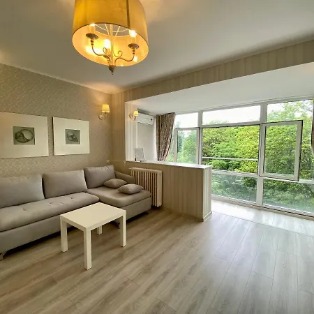 Downtown - Ultra With Park View *