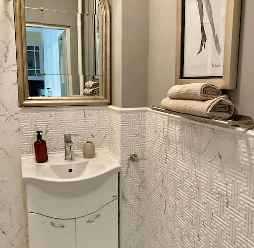 Apartman Downtown - Ultra With Park View Bukarest