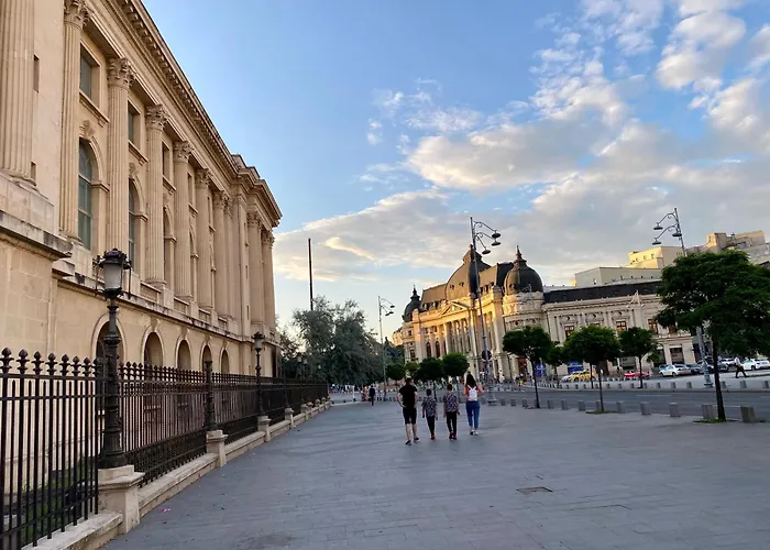 Downtown - Ultra With Park View Apartman